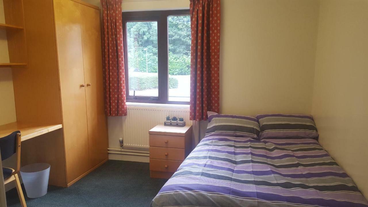 Oxley Hall-Campus Residence リーズ エクステリア 写真