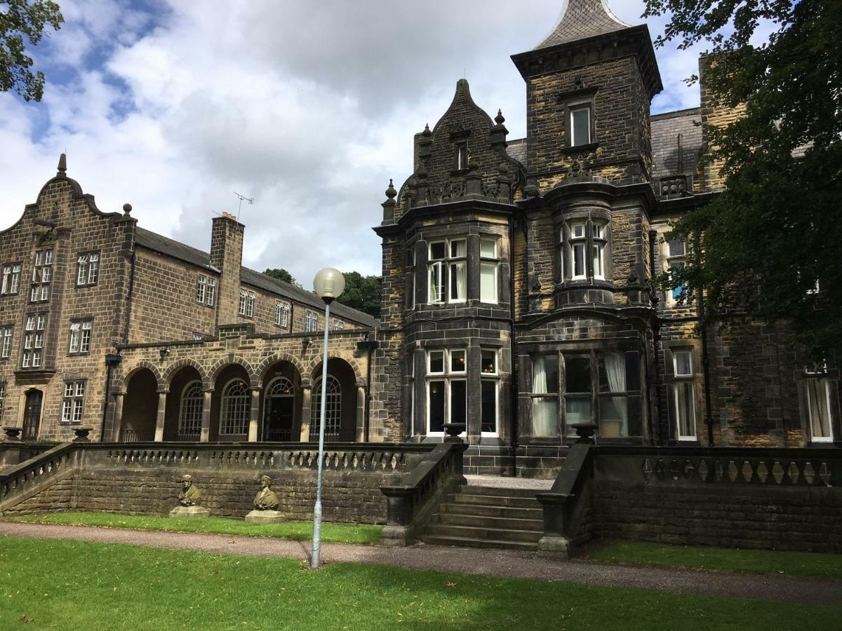 Oxley Hall-Campus Residence リーズ エクステリア 写真