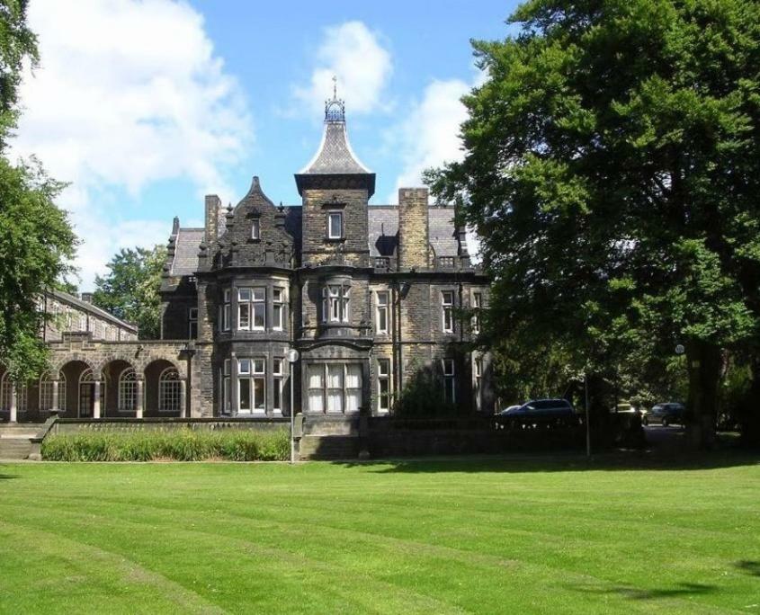 Oxley Hall-Campus Residence リーズ エクステリア 写真